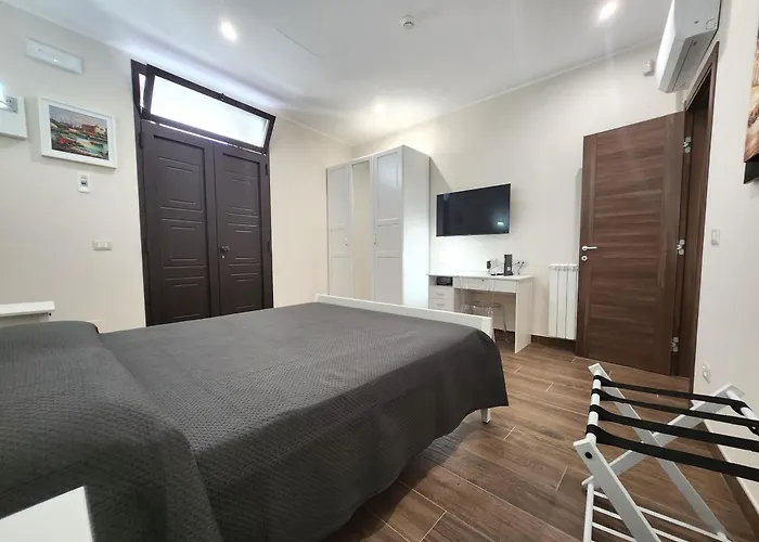 Daire Kleos - Moderno E Silenzioso Siraküza