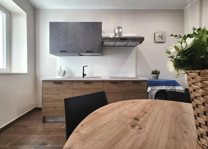 Kleos - Moderno E Silenzioso